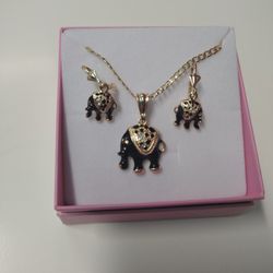 Elephant  Necklace 