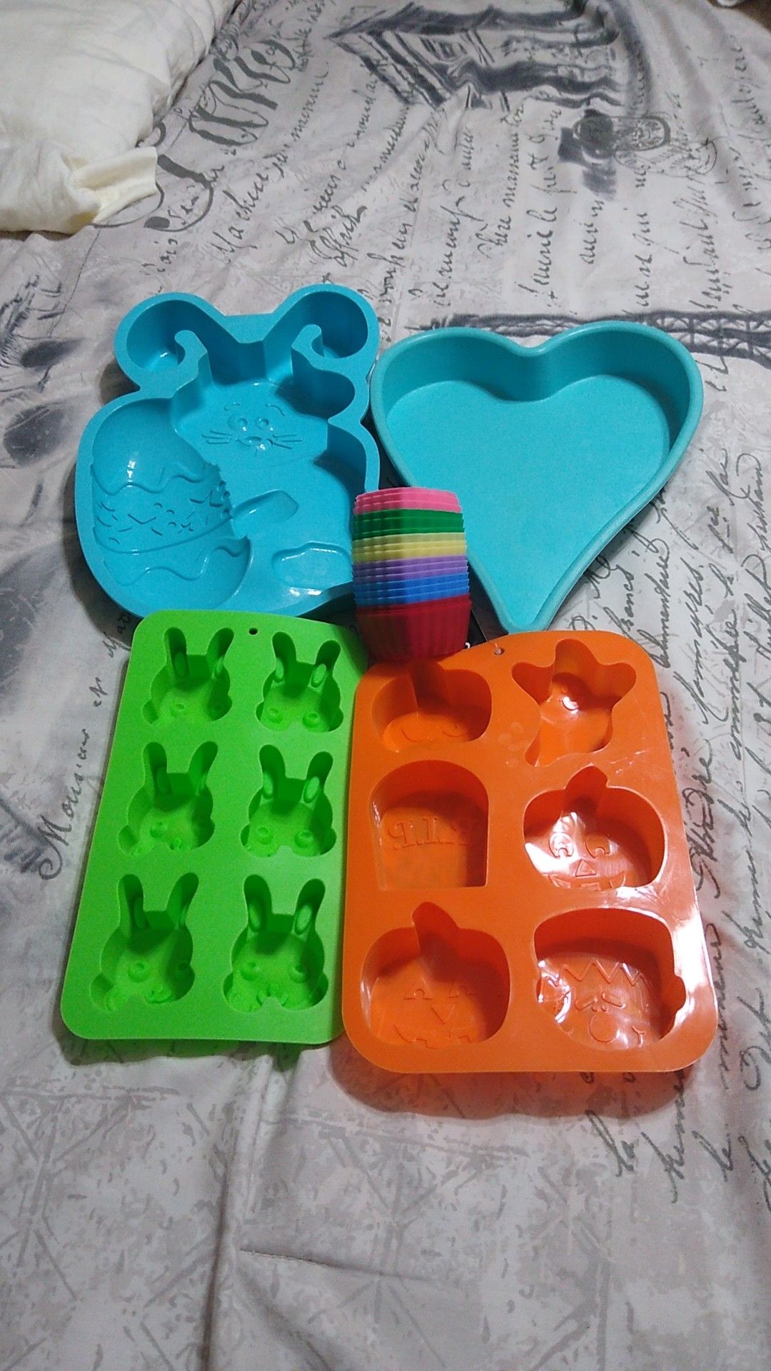 Holiday Silicone Bakeware