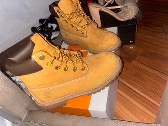Timberland Wheat Nubuck Lace-Up Boots