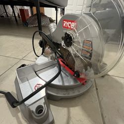 RYOBI SAW