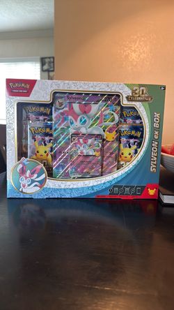 Pokemon 30th Anniversary  Sylveon ex Box