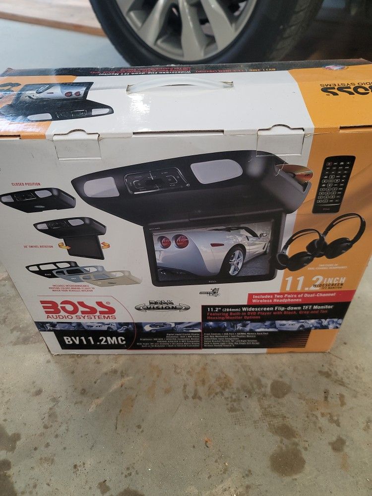 Boss Audio 11.2 Wide-screen Flip Down Monitor
