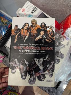 Walking dead comic book collection