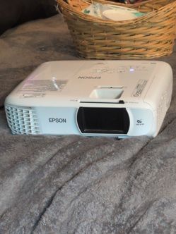 Projector Epson used works great
