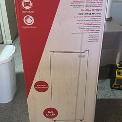 Frigidaire 6.5 cu. ft. Upright Freezer Silver
