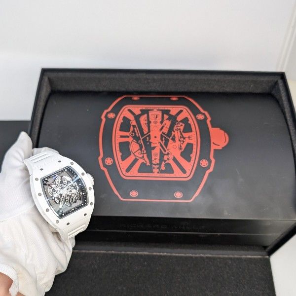 𝐑𝐢𝐜𝐡𝐚𝐫𝐝 𝐌𝐢𝐥𝐥𝐞 Bubba Watson White Ceramic Watch