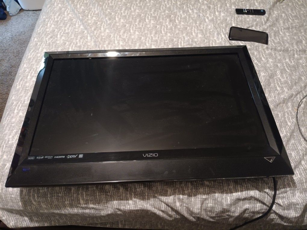28 In Vizio Works Perfect No Scratches