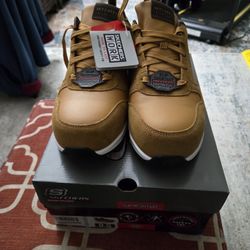 Sketchers Man's Safety Leather Shoes 9 1/2 Size