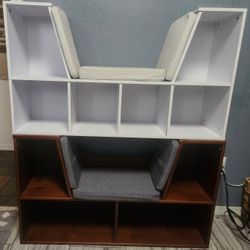Bookcase Reading Nook
