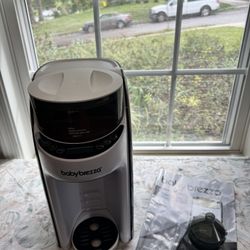 Baby Brezza Formula Pro Baby Formula Dispencer