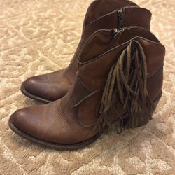 Women’s 10 Cowboy Booties