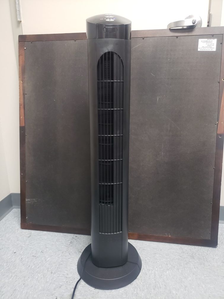 Cascade 40" Tower Fan with Remote