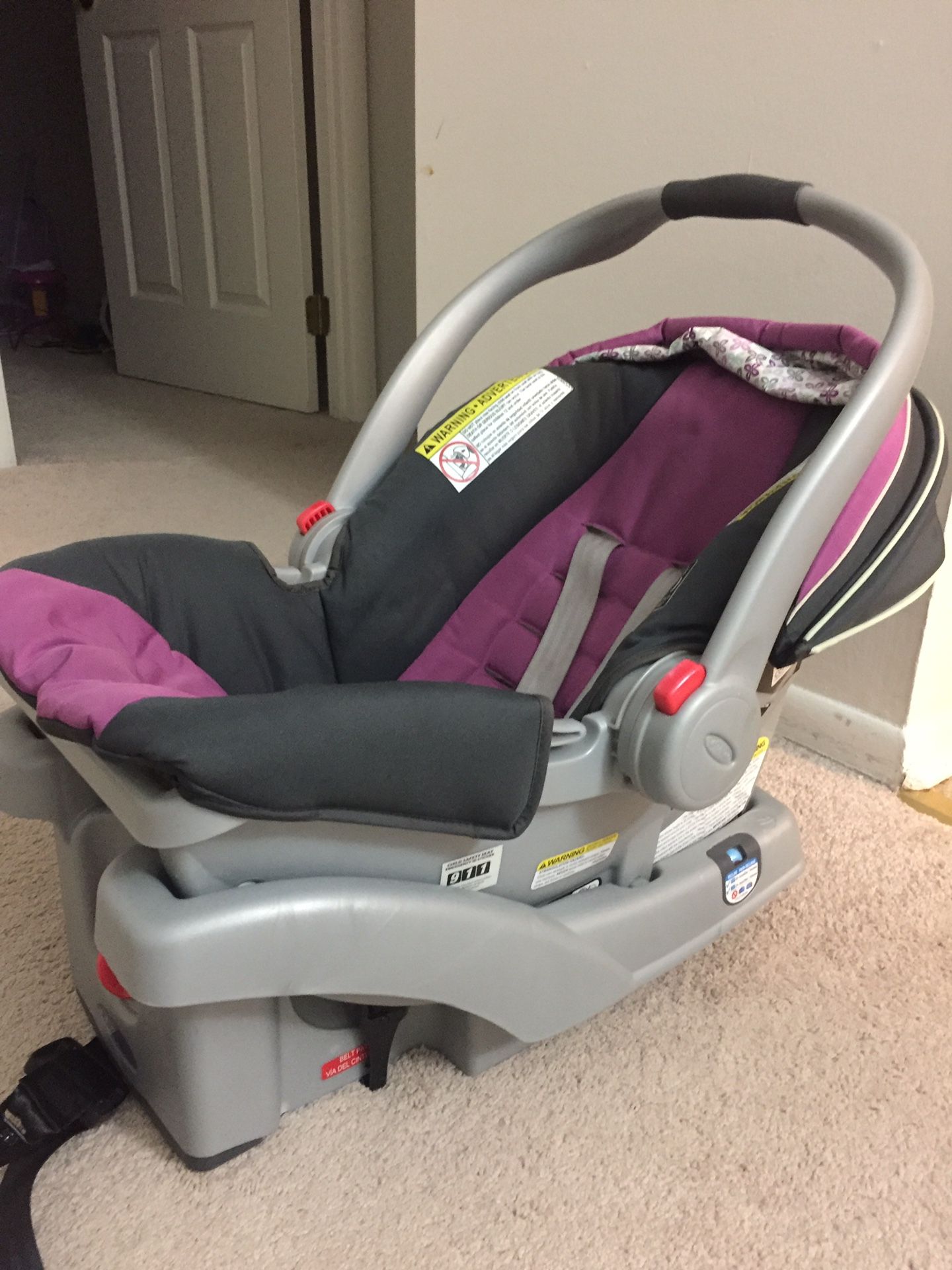Graco infant seat- Free