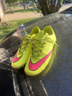 Soccer Shoes