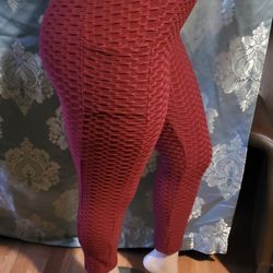 women's leggings available in plus size XL 2XL 