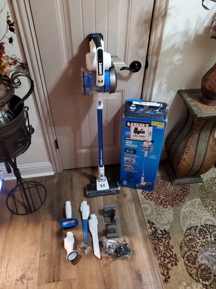 Hart cordless vacuum 20v