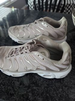 NIB Nike women's air max plus