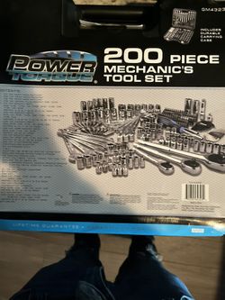 New 200 Pc Mechanic Tool Box