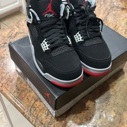 Jordan 4 "Bred"