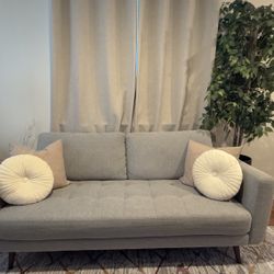 Living Room Furniture Set( Living Spaces)