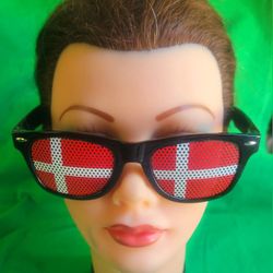 DENMARK SOCCER FAN SUNGLASSES (UNISEX)
