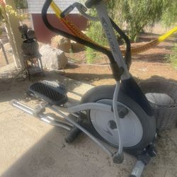 Elliptical Machine Free. 