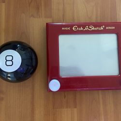 Etch-A-Sketch W/Eight Ball (in one)