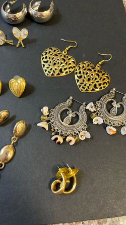 Vintage Earrings 
