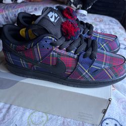 Nike sb dunk low “Nardwaur” size 10.5