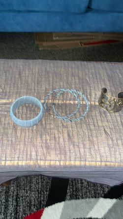 Jean earrings and a bracelet