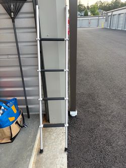 RV Bunk bed ladder with hooks