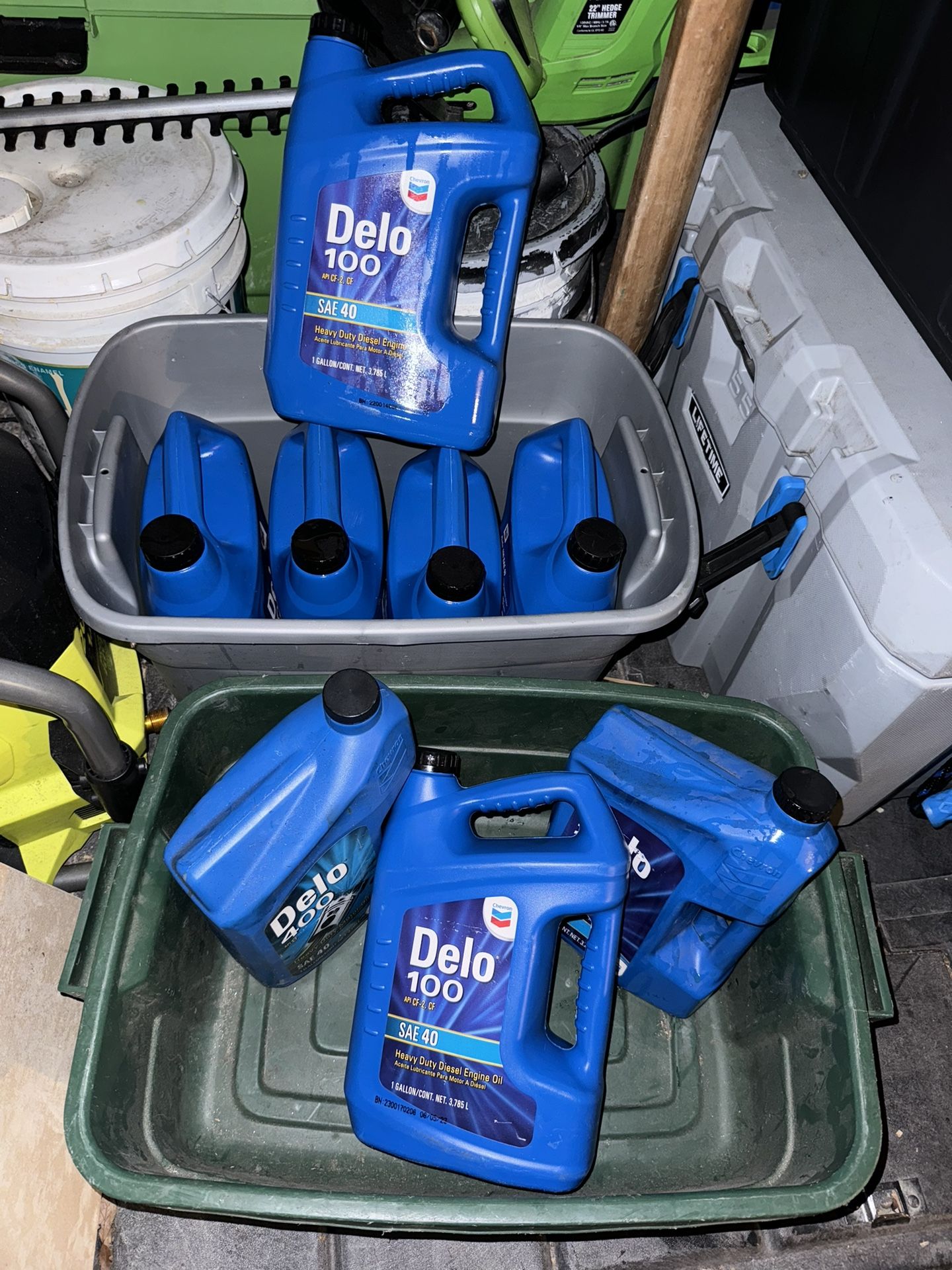 Chevron Delo 100 SAE 40 Diesel Engine Oil