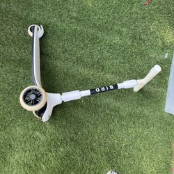 Birdie 3-Wheel Kids Scooter – Great Condition