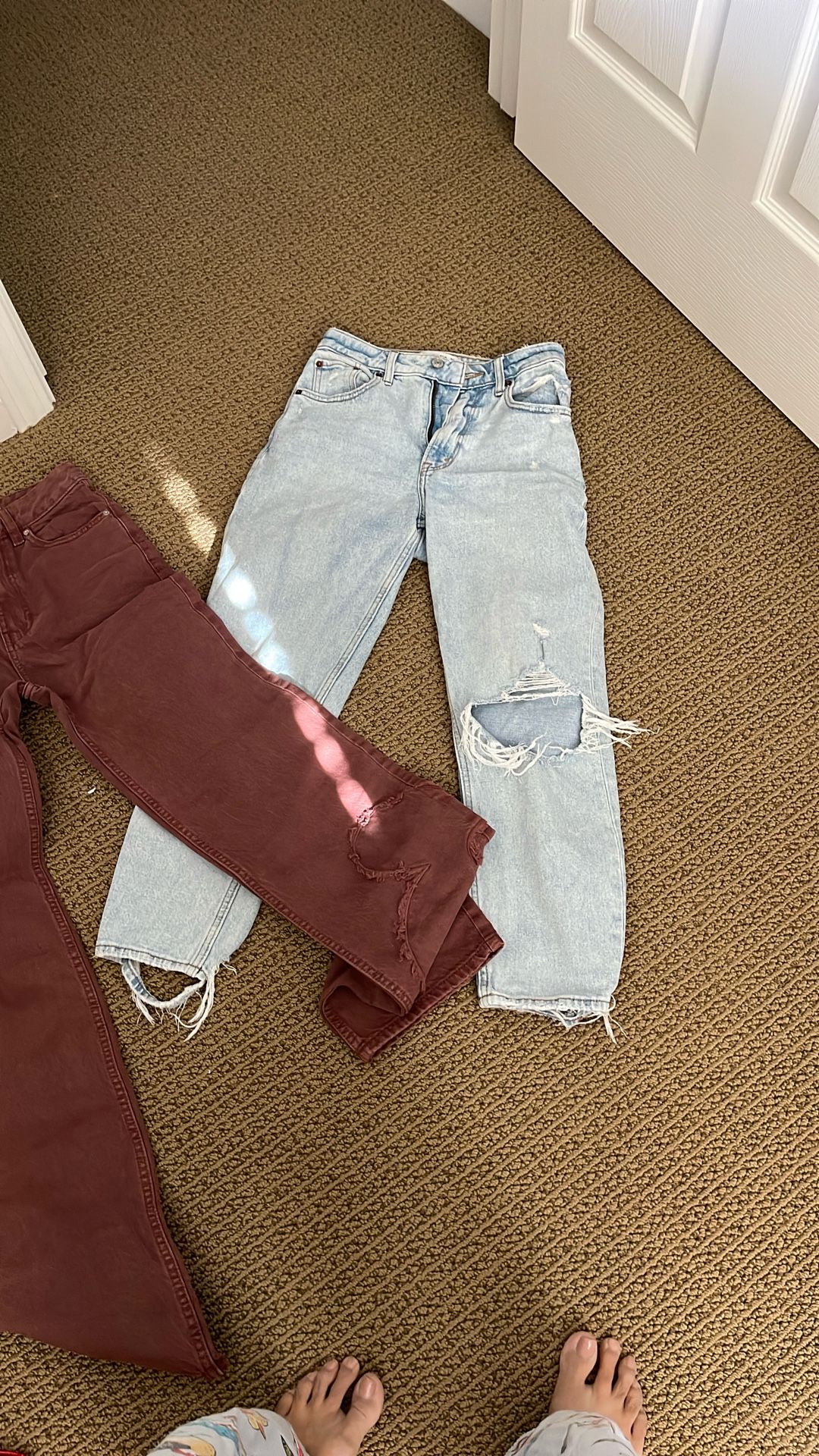 Women’s Jeans. Send An Offer.