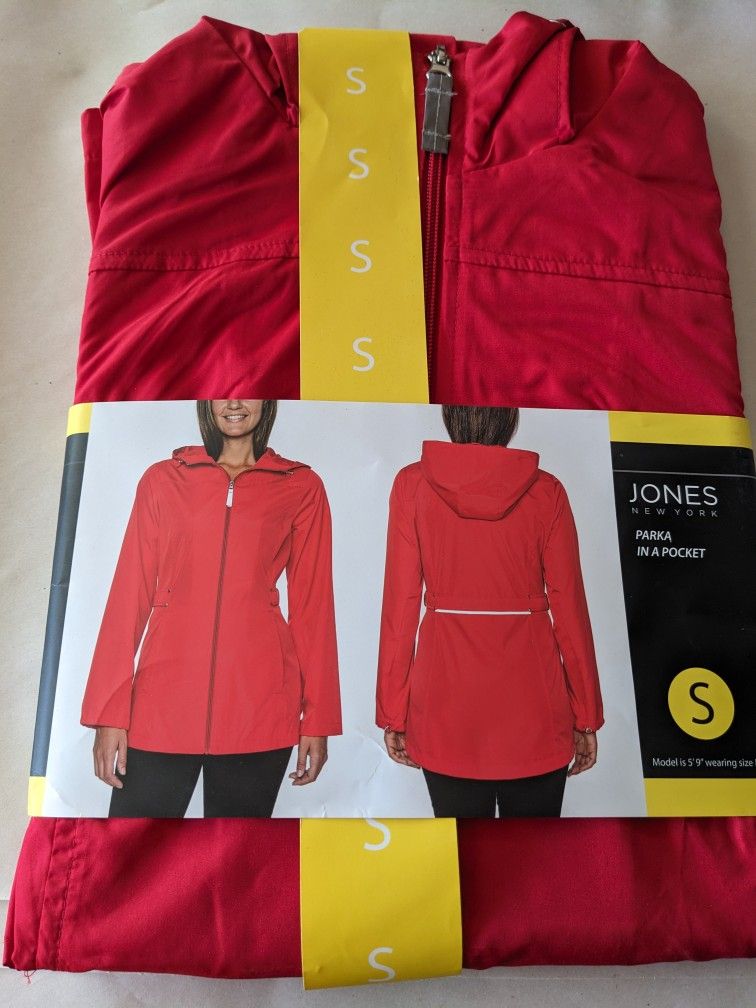 Women's Size Small Jones New York Parka in a Pocket Wind Breaker