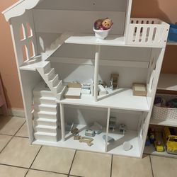 Doll House Bookshelve