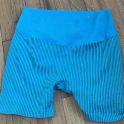 Women’s Workout Clothes Never Worn