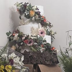 Fake Handmade Cake For Parties / Weddings 