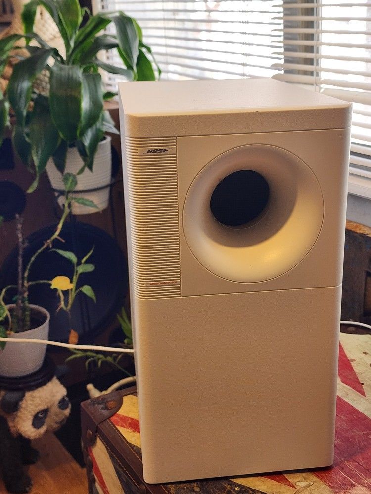 Bose Acoustimass 3 Series IV Direct Reflecting Speaker System Subwoofer Only