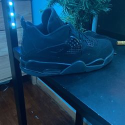 Jordan four black cats