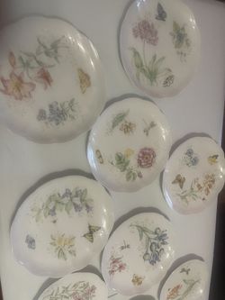 Butterfly Meadow Designed by Lenox Set