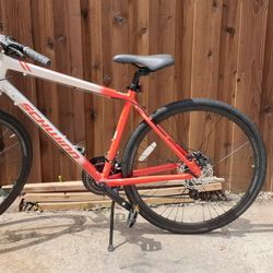 SCHWINN Circuit Bike 