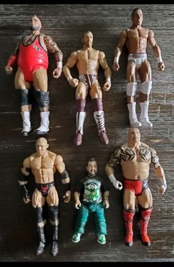 Wwe wrestlers figures lot