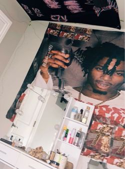 Carti tapestry