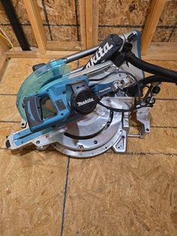 Makita miter saw