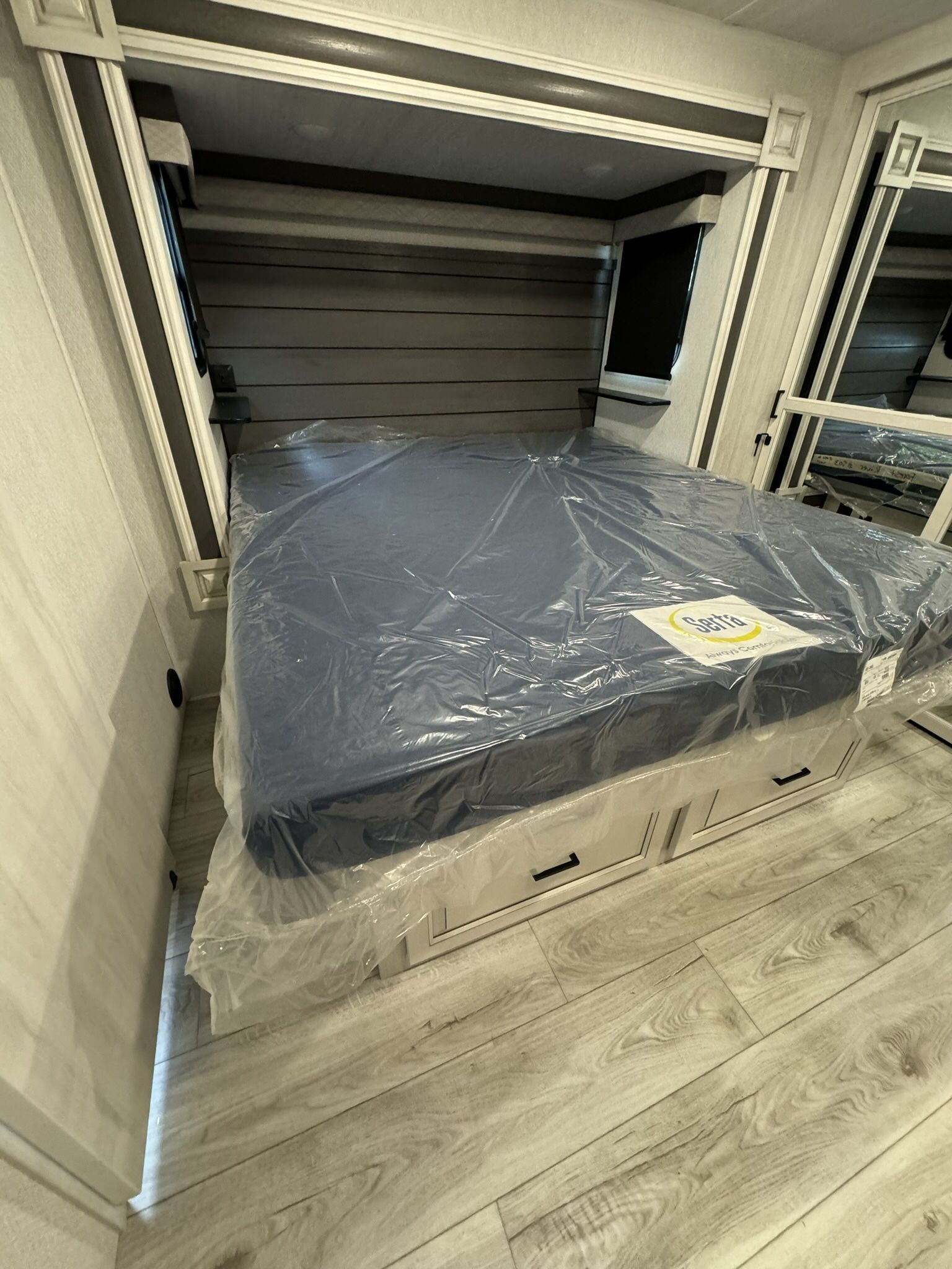 Serta King,  RV Mattress