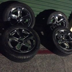 18” Stock Dodge RT Rims & Tires
