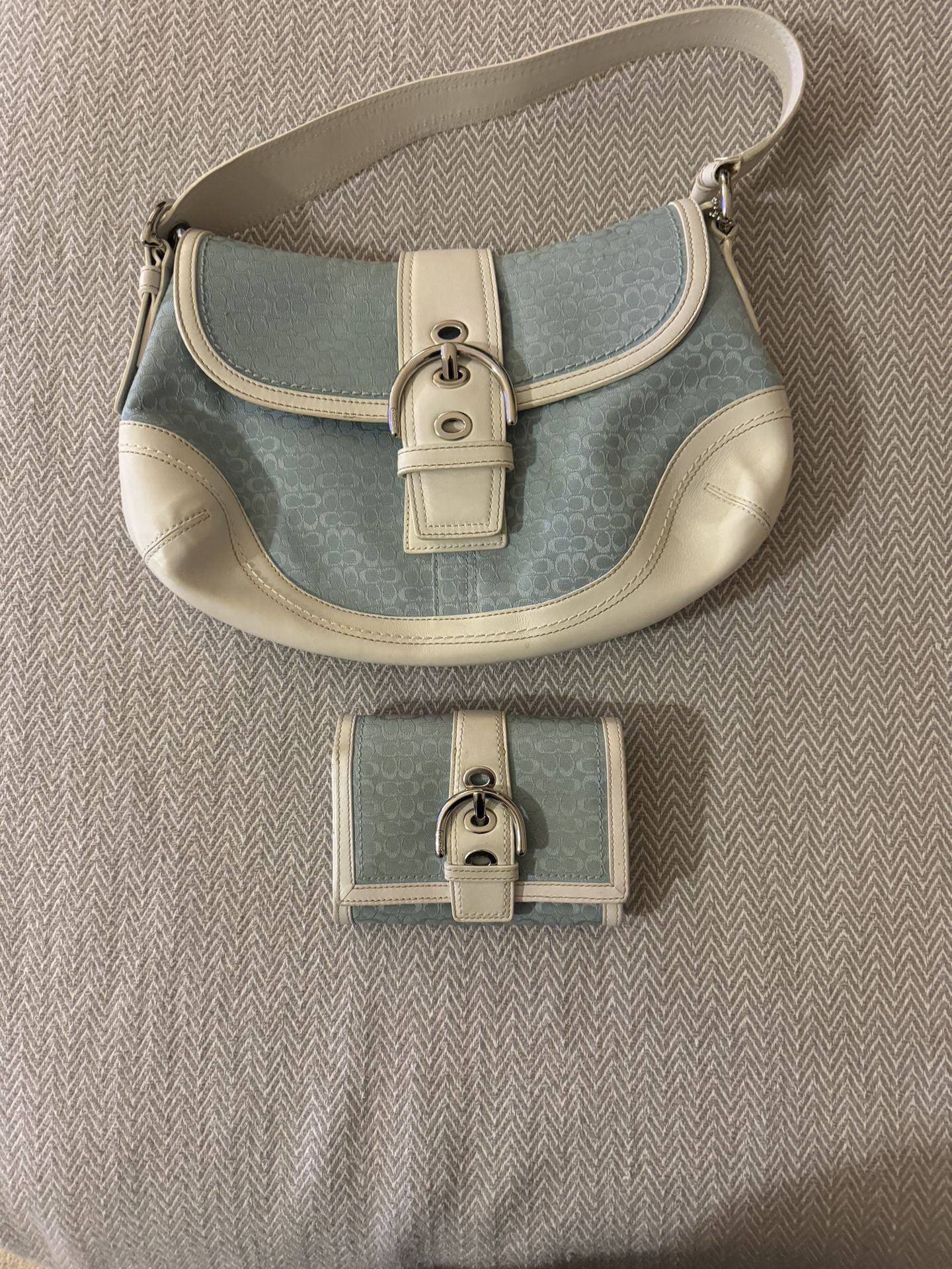 165-PTTT Coach Handbag Light Blue w/White Leather Trim #M0726-F10926 & Wallet