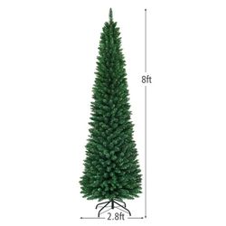 6 FT CHRISTMAS TREE