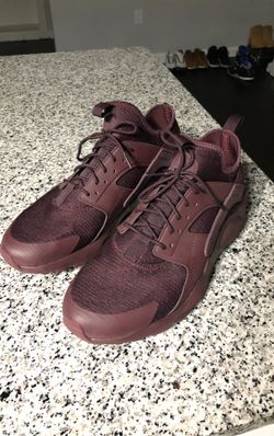 Huaraches Burgundy Size 11 men